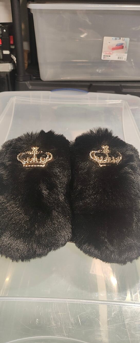 Juicy Couture Women's Slippers